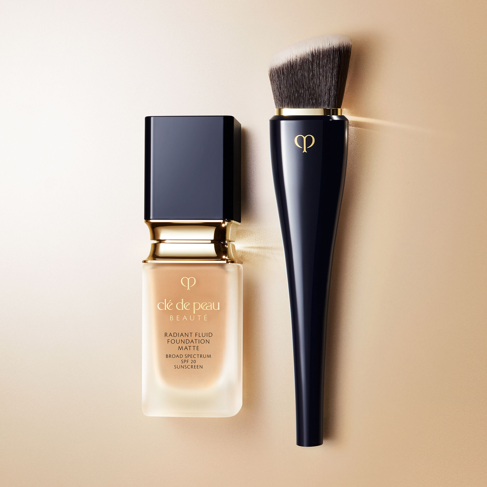 グランド牧場 セレクトセール High Coverage Foundation Brush | Clé de Peau Beauté ファンデーション