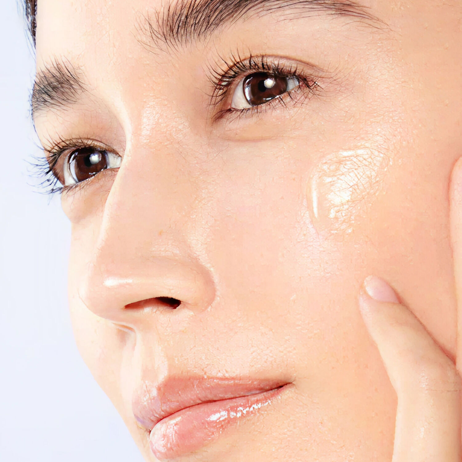 The Serum | Clé de Peau Beauté