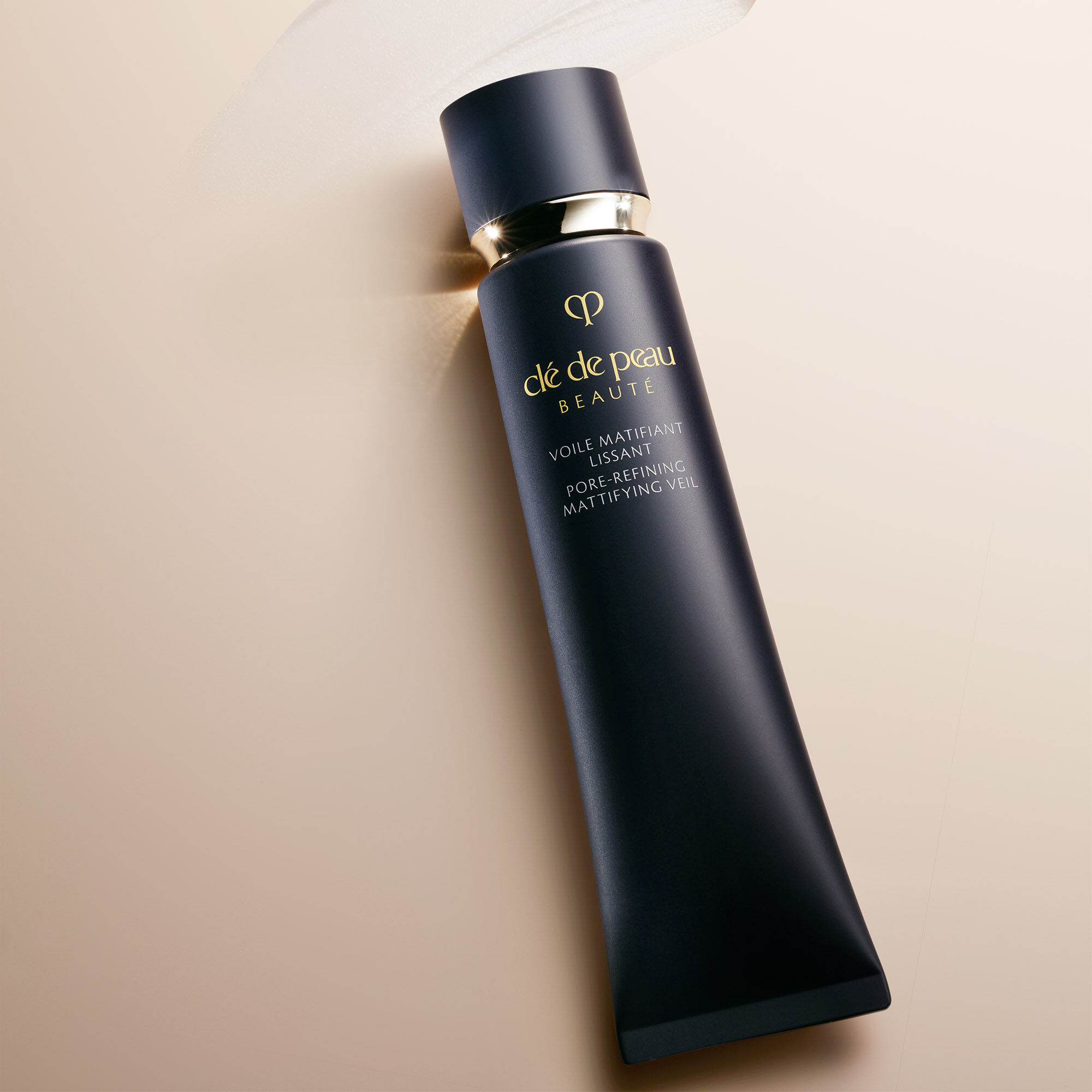 Pore-Refining Mattifying Veil | Cle de Peau Beauté