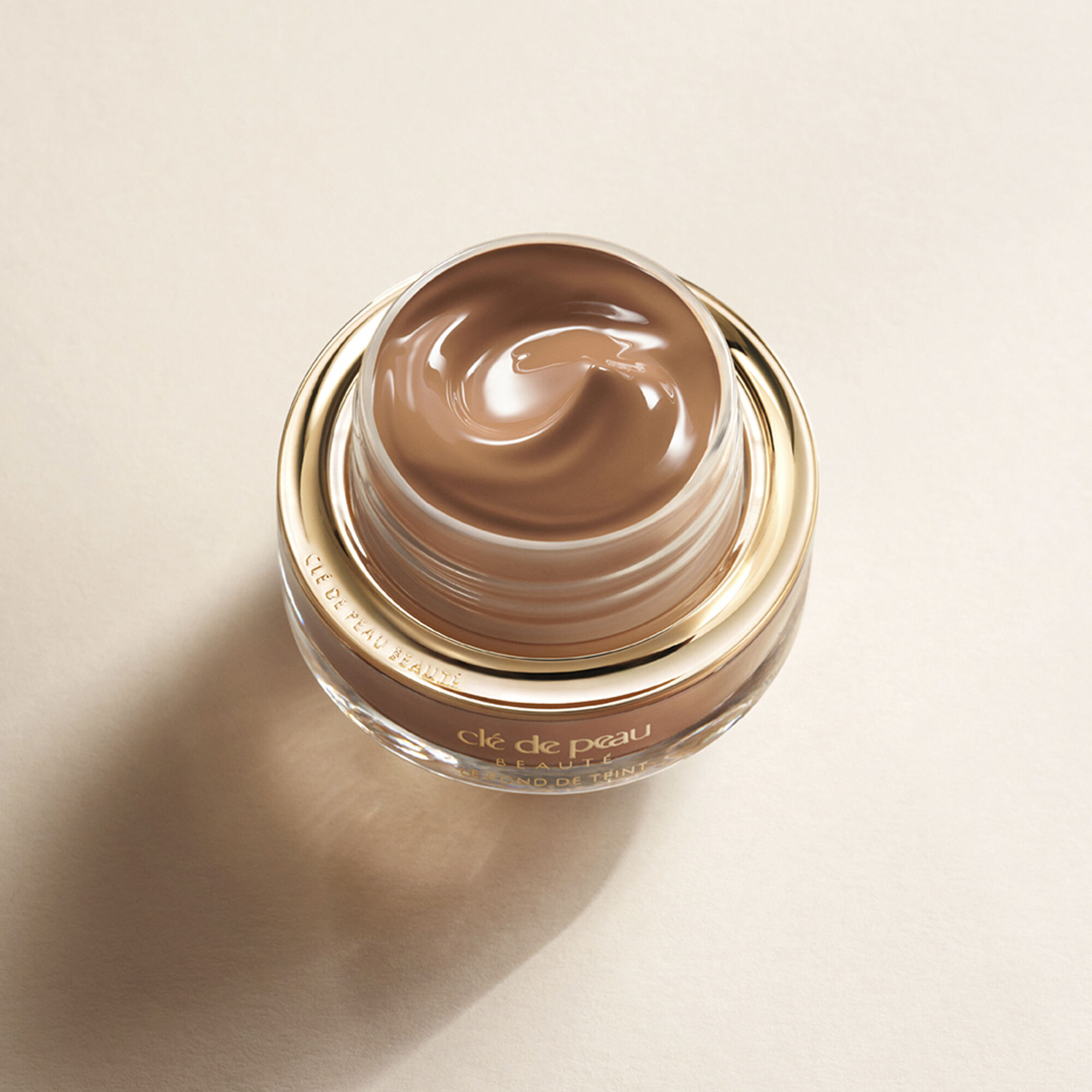 Le Fond de teint | Clé de Peau Beauté