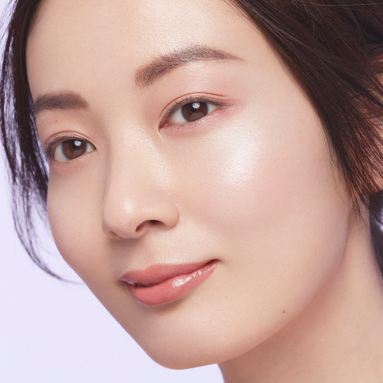 The Luminizing Face Enhancer | Clé de Peau Beauté