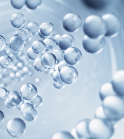 L-sérine et acide hyaluronique