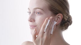 Soin éclat clé | Cl&eacute; de Peau Beaut&eacute;