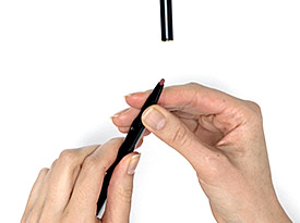 How to refill lip liner pencil | Clé de Peau Beauté